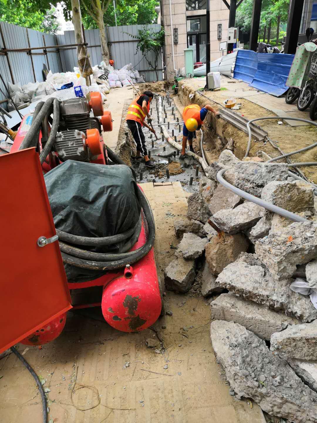 九湖镇地基加固解决房子的地基下沉问题